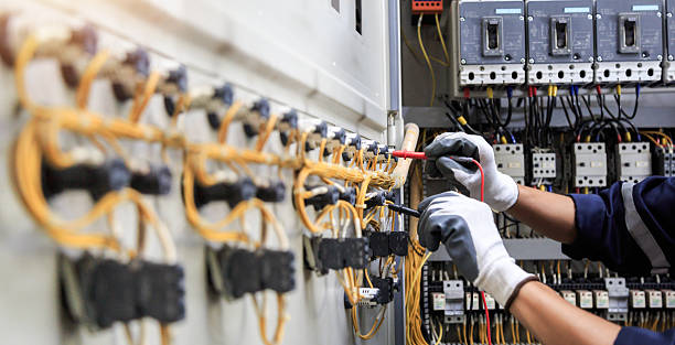 Professional Electrician technician working in Okemos, MI
